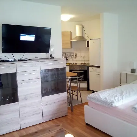 Appartment Boehlen * Bohlen (Saxony)
